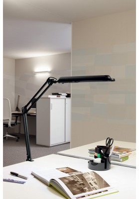 Lampka energooszczędna na biurko MAULatlantic, 11W, mocowana zaciskiem, czarna